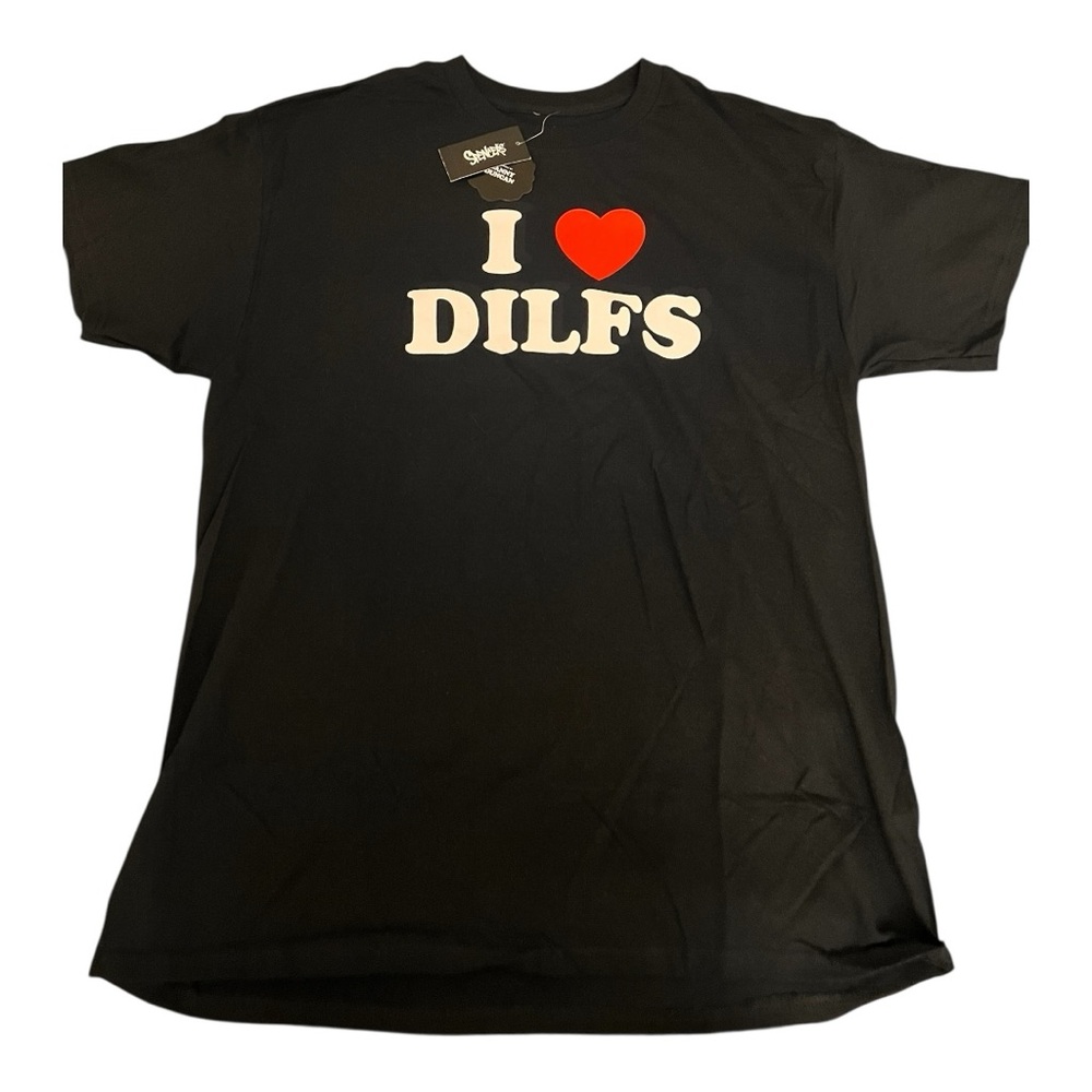 Spencer's Black 'I ❤️ DILFS' Tee